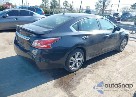 2015 Nissan Altima 2.5 Sv z USA, uszkodzony, nr VIN 1N4AL3AP1FC258422